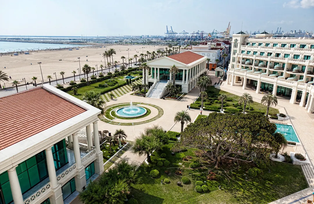 Las Arenas Balneario Resort-1